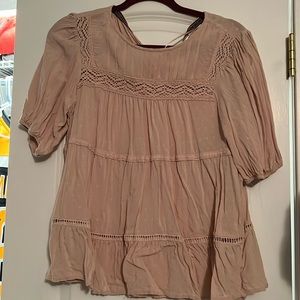 Size M Knox Rose blouse